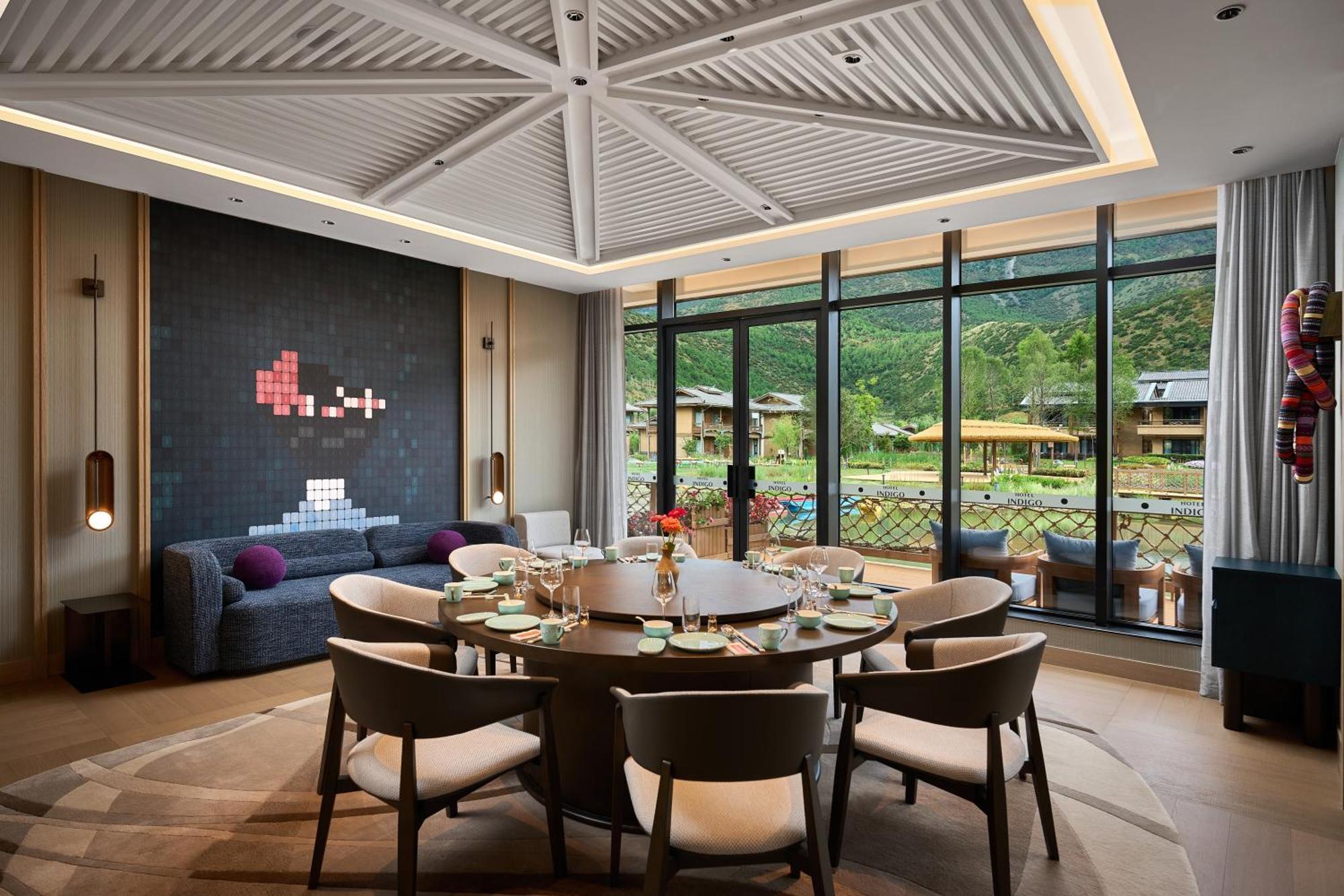 Hotel Indigo Lugu Lake By Ihg Лицзян Экстерьер фото